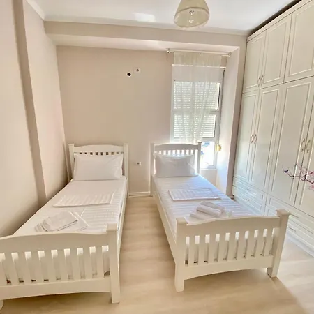 Amarilis Luxury * Sarande