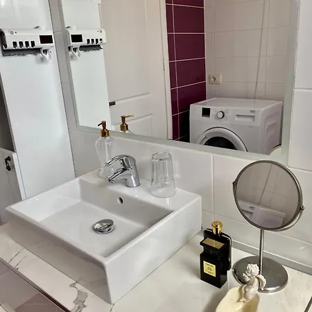 Amarilis Luxury Apartamento Sarandë