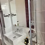 Amarilis Luxury Apartamento