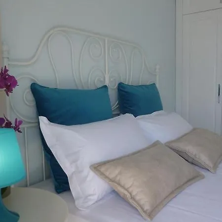 Amarilis Luxury Σαράντα