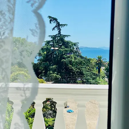 Διαμέρισμα Amarilis Luxury Σαράντα