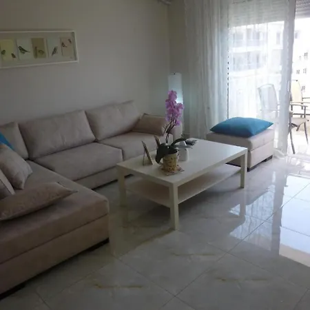 Amarilis Luxury